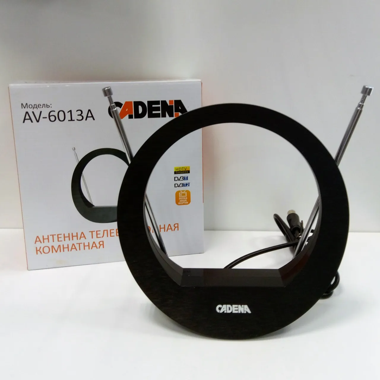 Антенна комнатная всеволновая пассивная CADENA AV-6013A