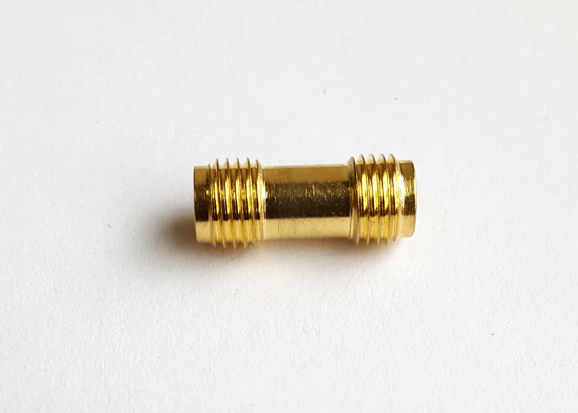 Переходник жёсткий SMA female - RP SMA female (475)