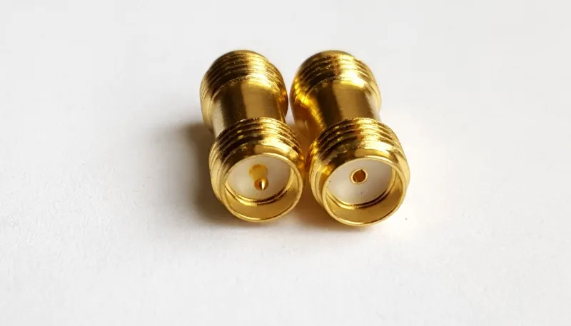 Переходник жёсткий SMA female - RP SMA female (475)