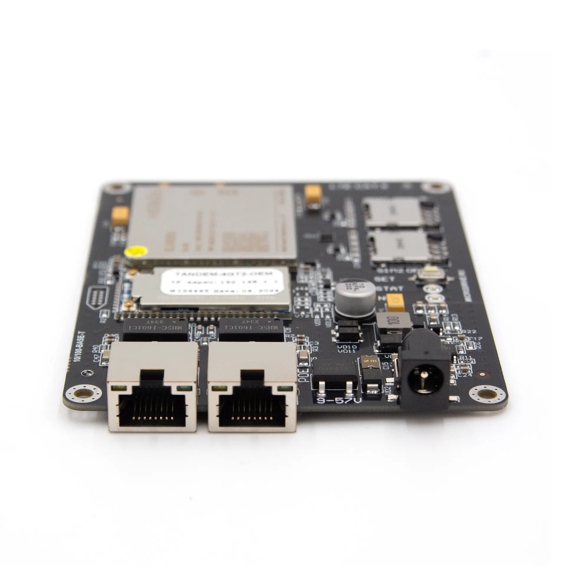 Роутер Tandem-4GT2-OEM-1 с поддержкой PoE и 2 SIM Cat.6