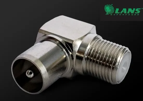 Переход F-розетка — IEC-штекер, угловой P110-52