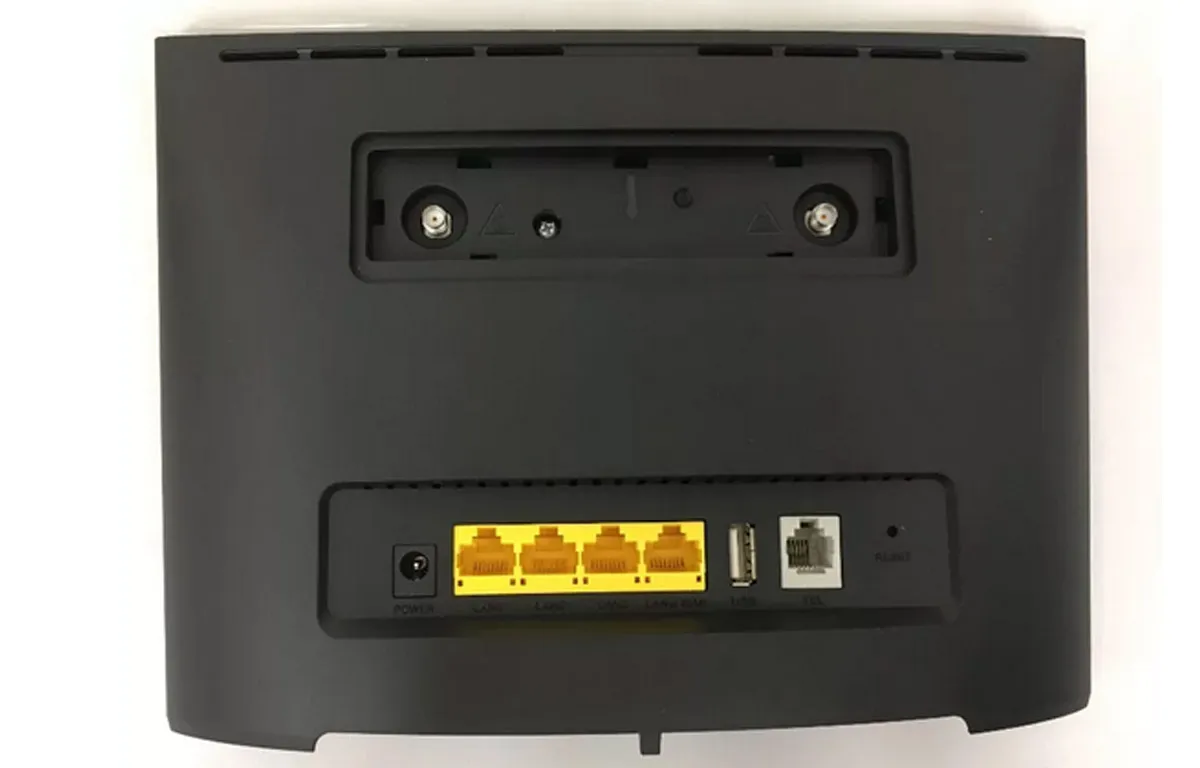 Роутер Huawei B525s-23a Cat. 6 Роутер Huawei B525s-23a Cat. 6