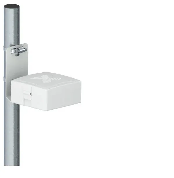 KSV-100 BOX Стеновой кронштейн с интегрированным боксом для монтажа камер видеонаблюдения