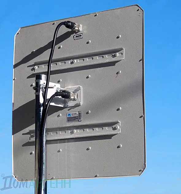 Антенна Антэкс AX-2520P MIMO 2x2 LTE2600