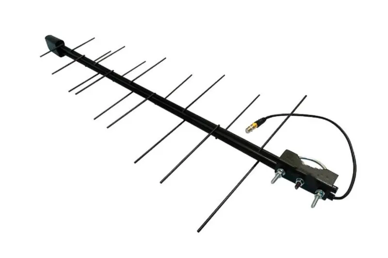 Антенна ДМВ активная Cadena 2020 AF, сталь